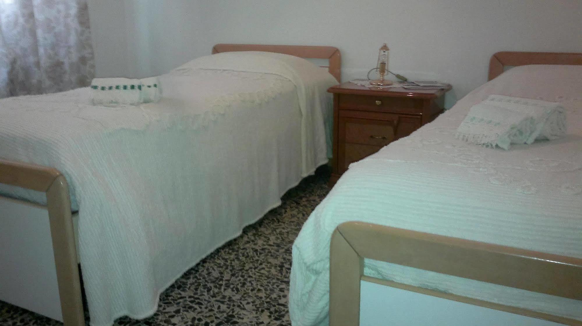 סן בנדטו דל טרנטו B&B In Centro מראה חיצוני תמונה